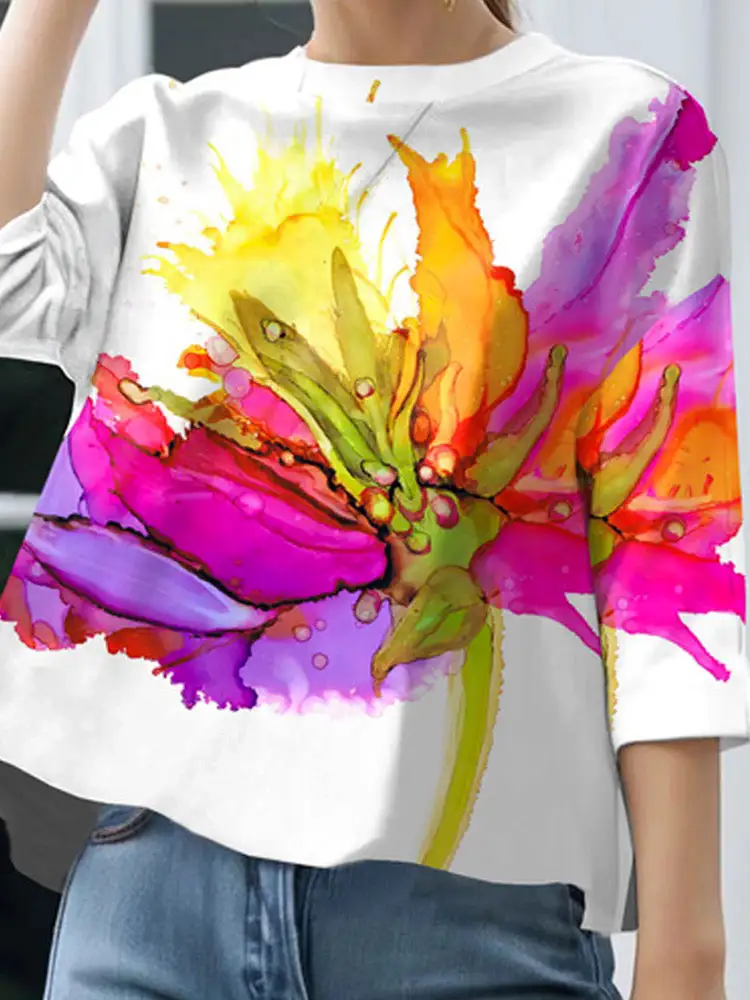 Relaxed Three Quarter Sleeves Contrast Floral Print Round Neck T-Shirt