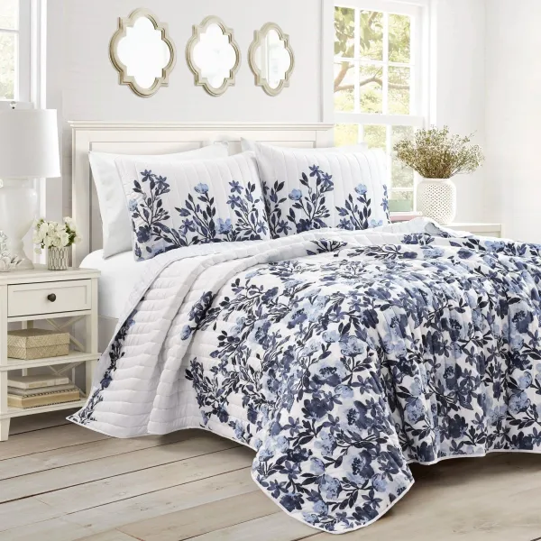 Simple Reversible Quilt Bedding Set