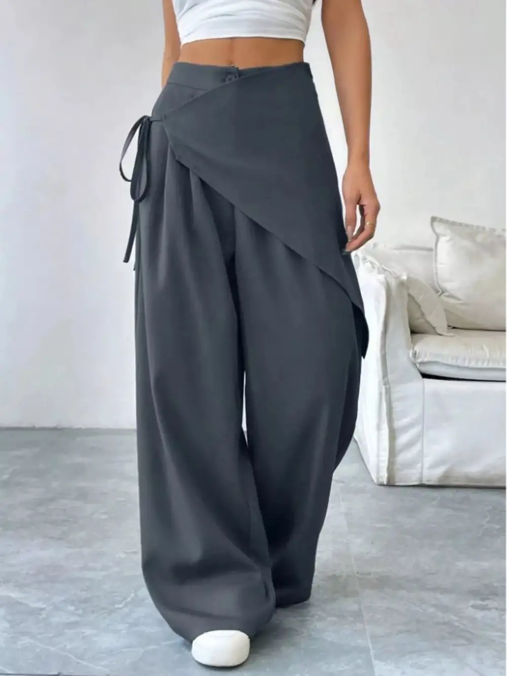 Pocketed Wide Leg Trousers