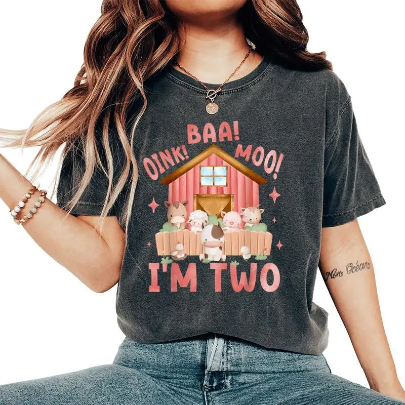 Oink Baa Moo I'm 2 Farm Theme Birthday 2 Yrs Old Girl Women's Oversized Comfort T-Shirt