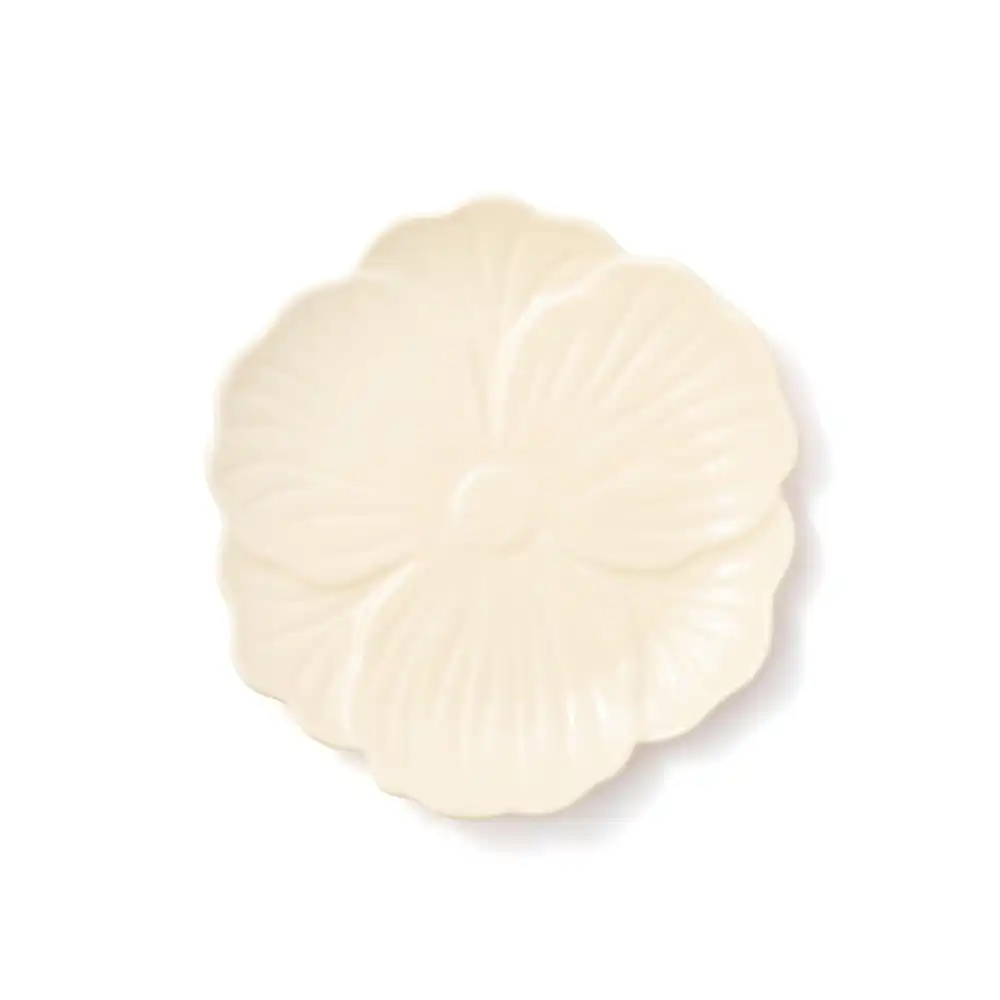 Petal Frill Plate for Side Dishes with Coordinated Serveware