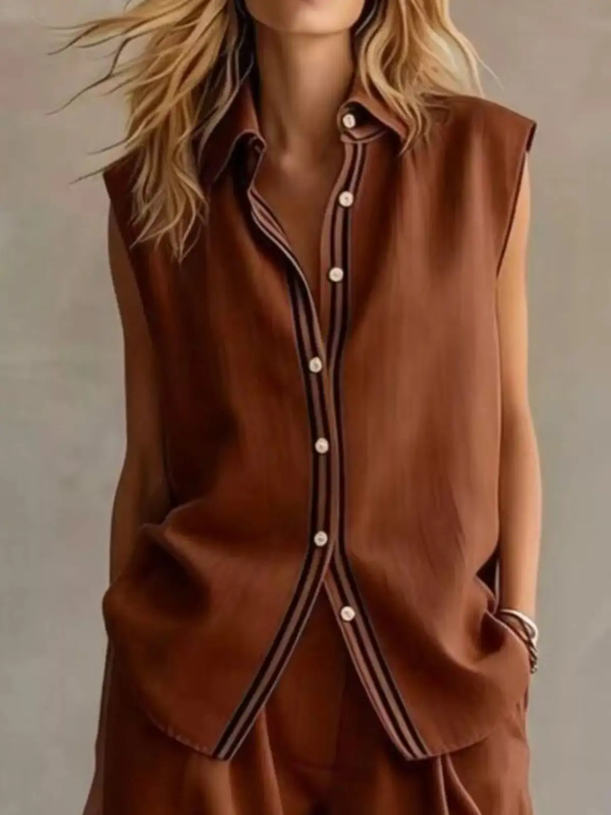 Soft Refined Pocketed Top and Shorts Matching Set