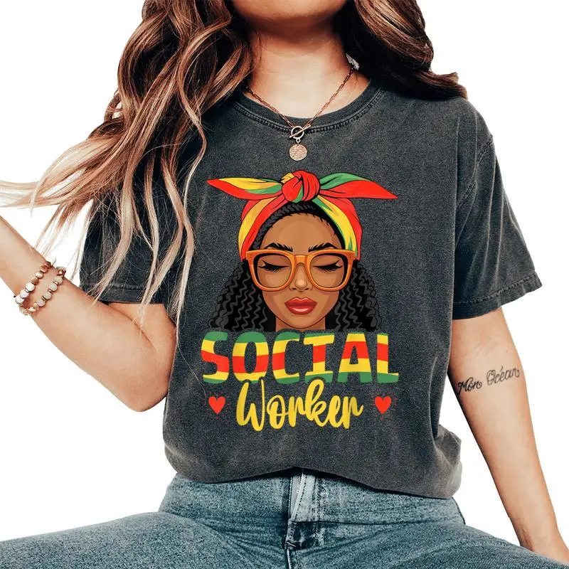 Social Worker African American Black History Month Women's Oversized Comfort T-Shirt