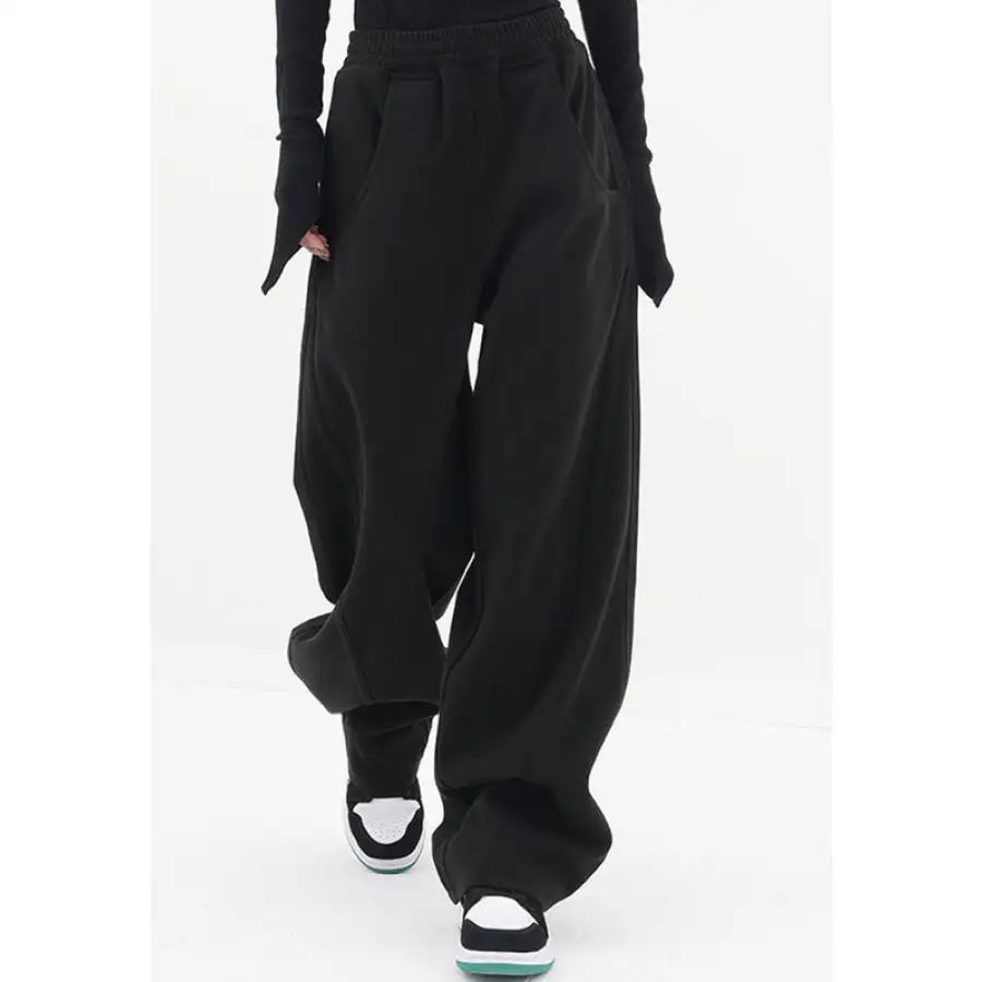 Elastic Waist Sweatpants with Pockets Apparel