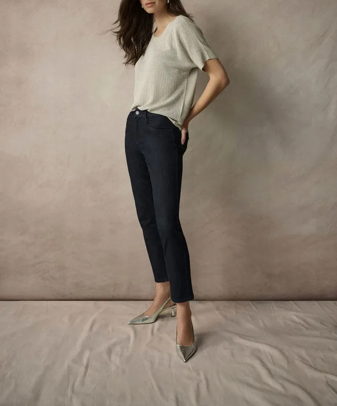 Dark Wash Straight Leg Cropped Jeans
