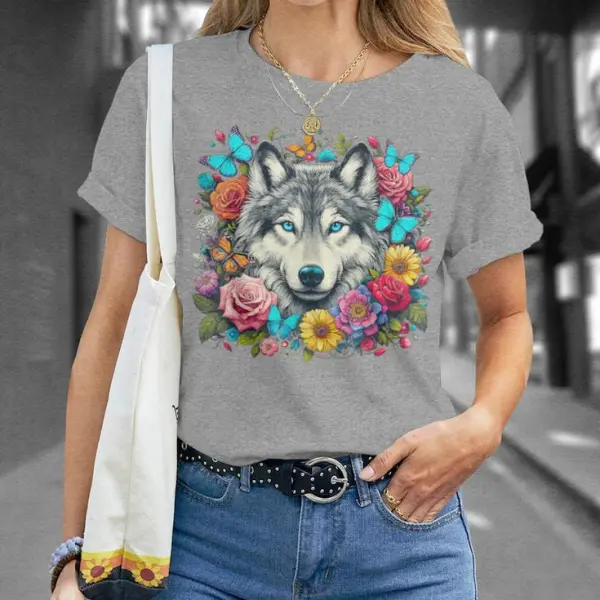 Wolf Animal With Flowers T-Shirt