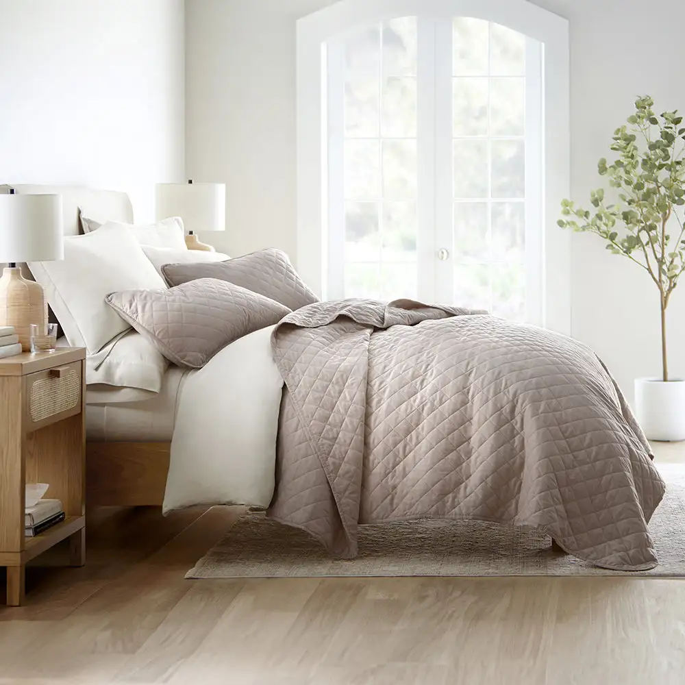 Diamond Stitch Quilted Coverlet Set