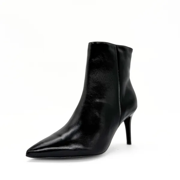 Shiny Leather Pointed Toe Ankle Boots