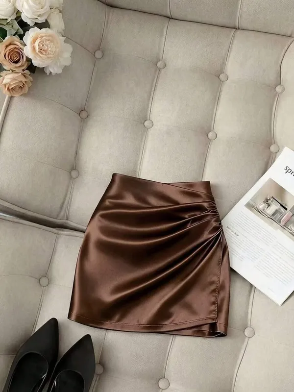 Brown Mini Pleated Knit Skirt
