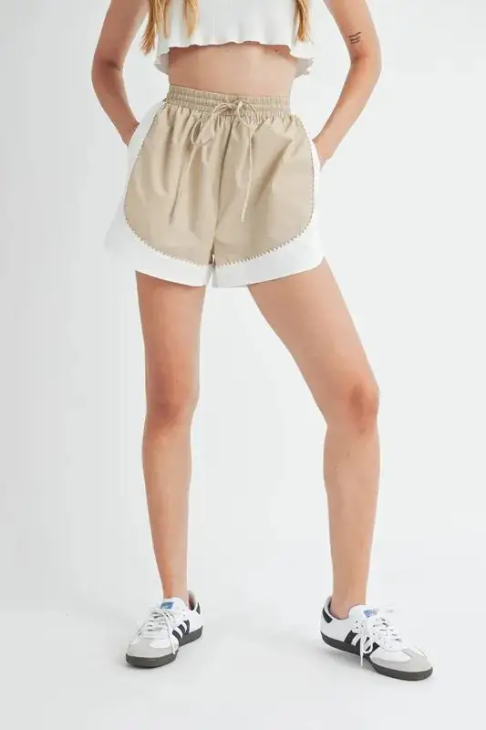 Drawstring Waist Contrast Trim Detail Shorts