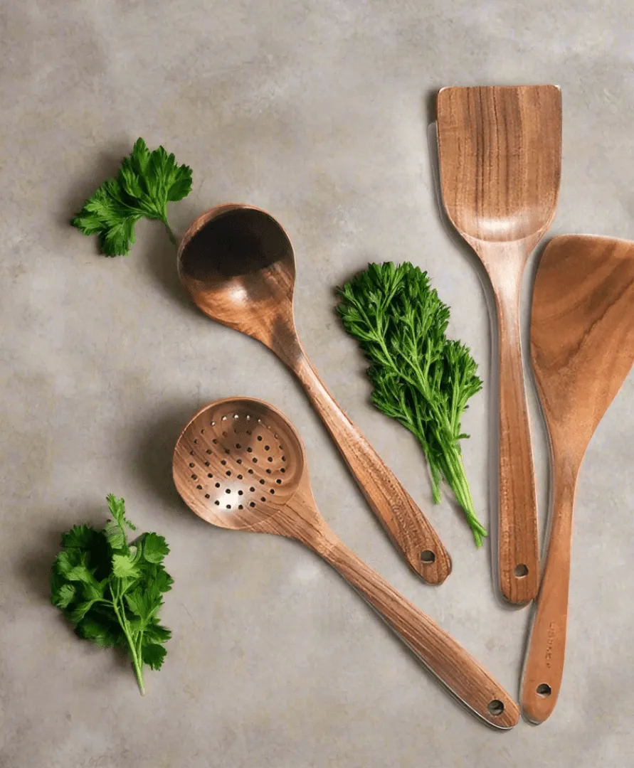 Compact Teak Utensil Set