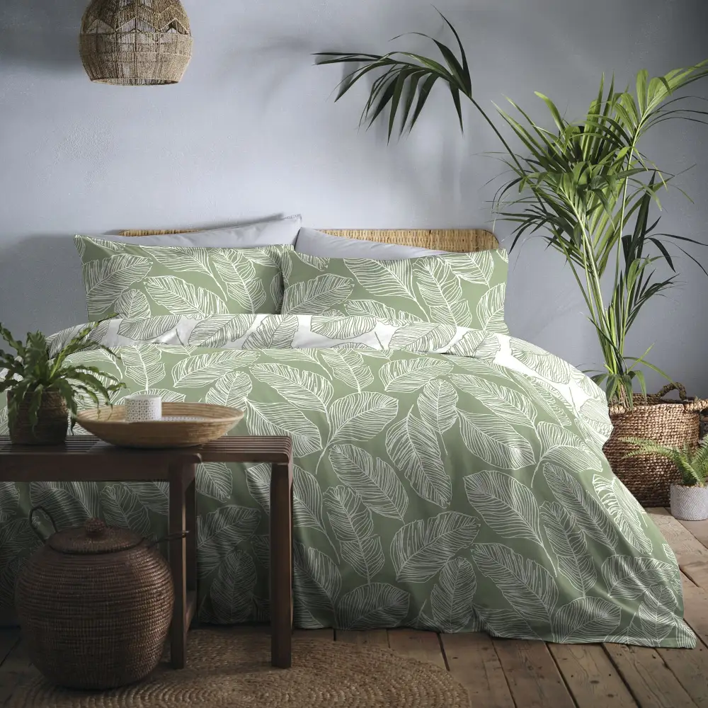Refined Bedroom Reversible Botanical Polycotton Duvet Cover Set
