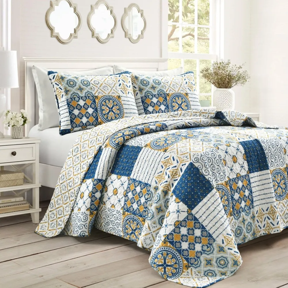 Contemporary Cotton Geometric Quilt Bedding Set