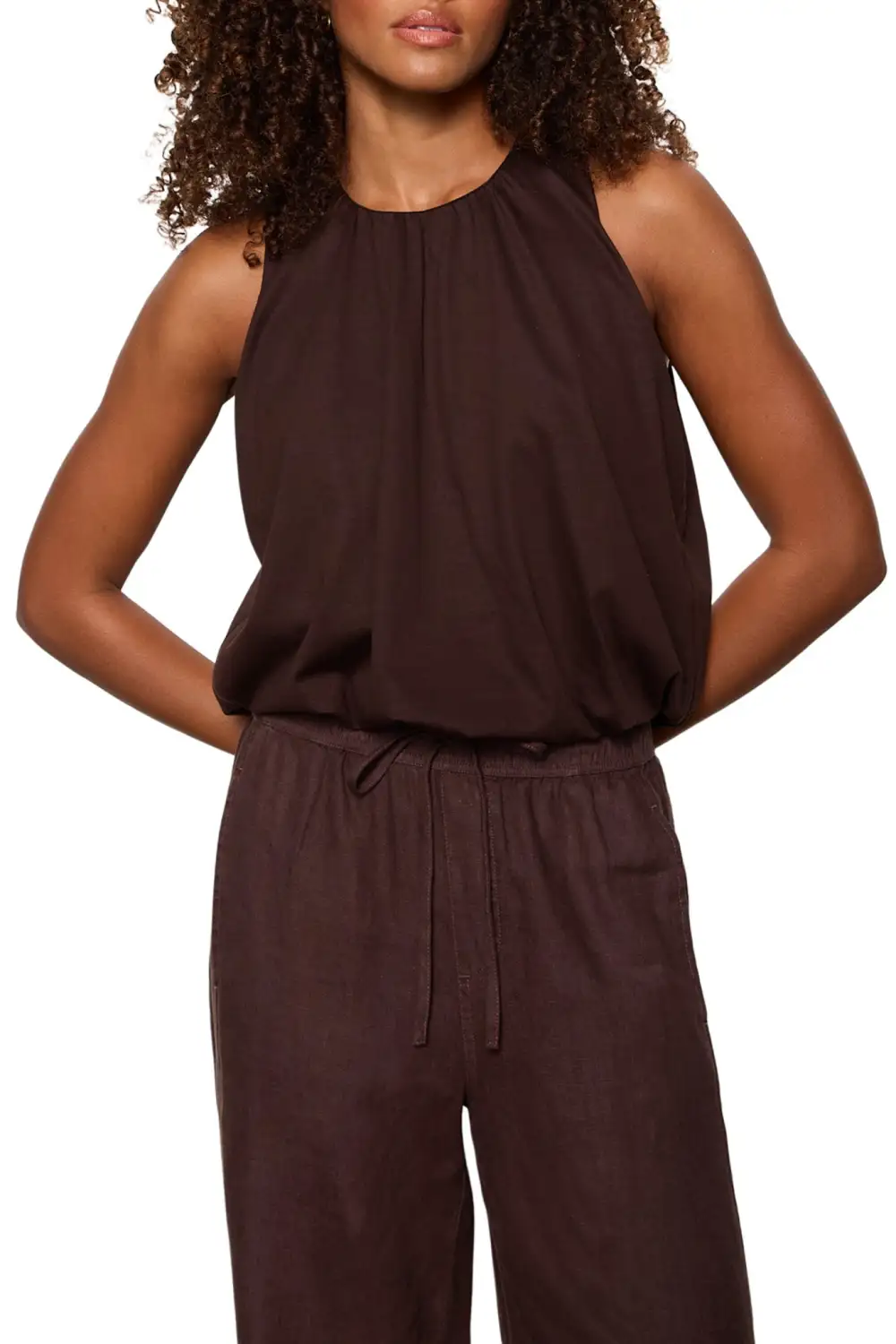 Bubble Hem Fitted Lightweight Tank Top
