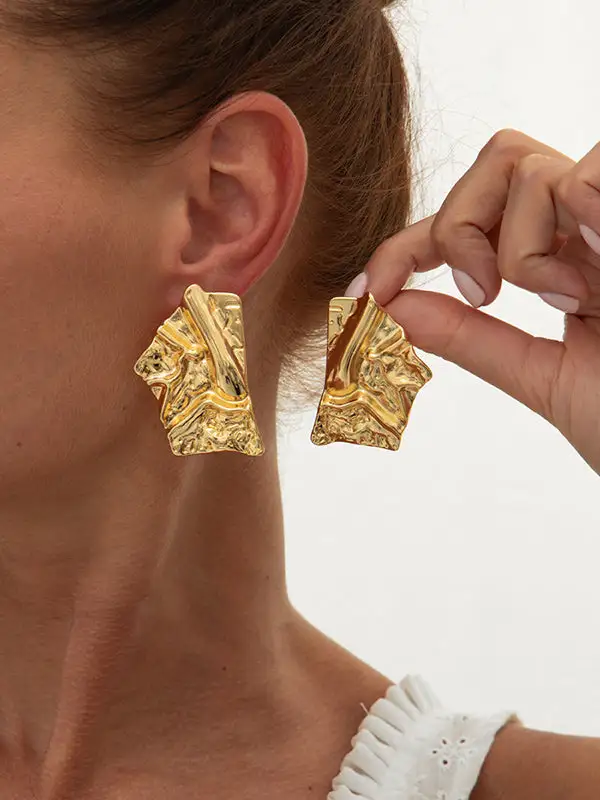 Streamlined Leaf Drop Earrings