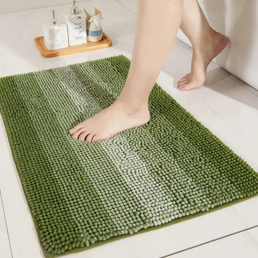 Gradient Stripe Bath Rug