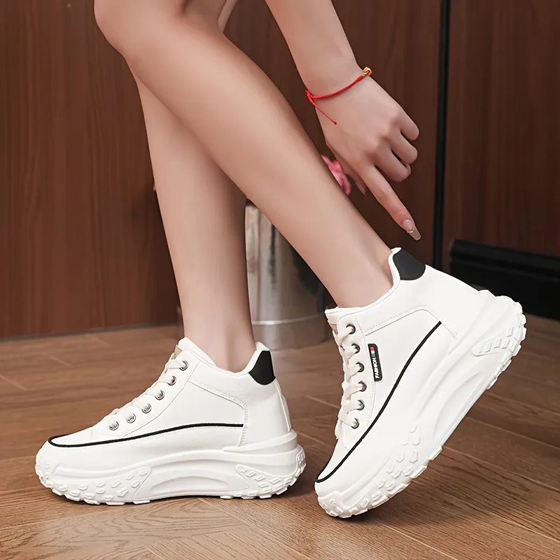 Platform Low Lace Up Sneakers Clean Detail