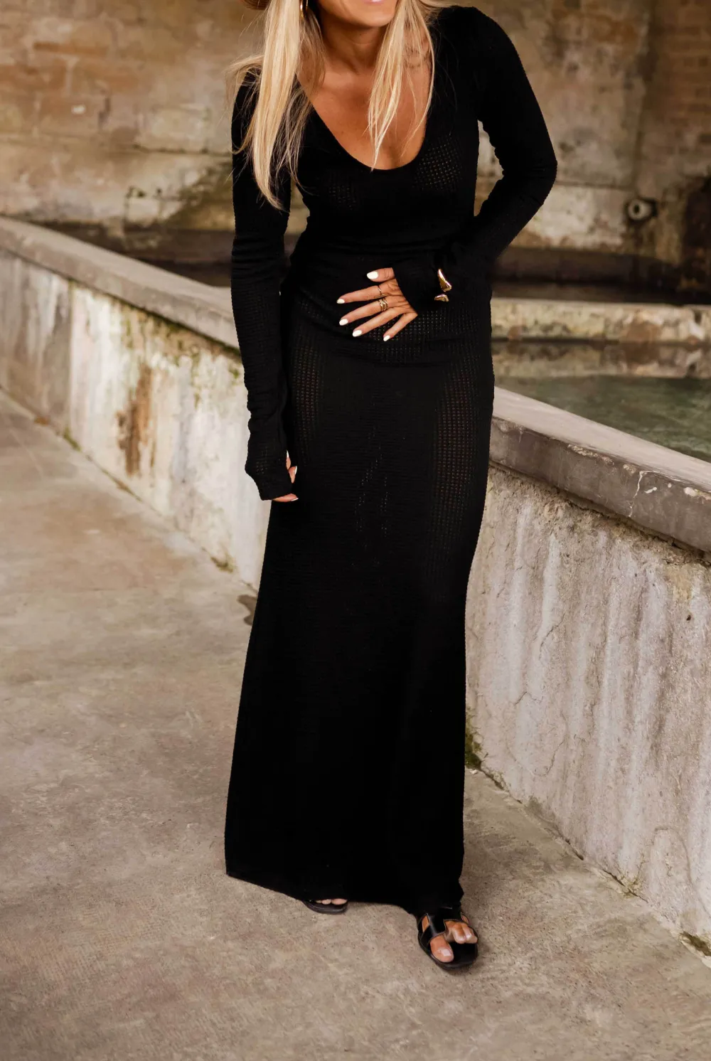 Round Neck Long Sleeve Maxi Dress