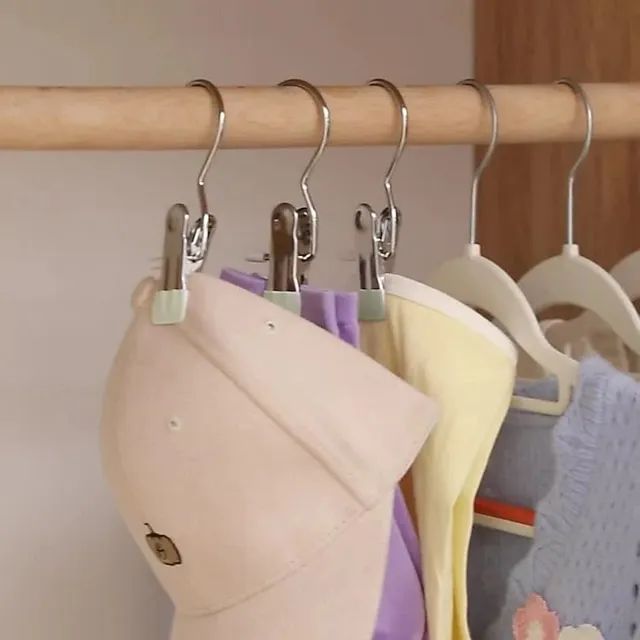 Versatile Closet Hanging Storage Clips