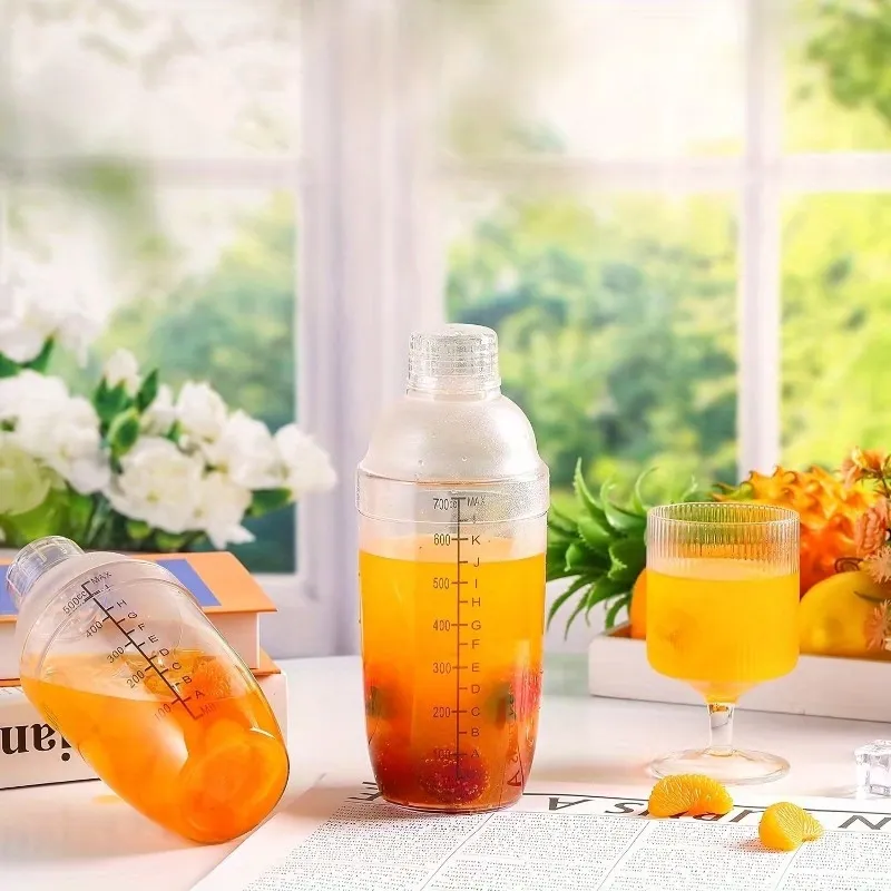 Graduated Drink Mixing Shaker