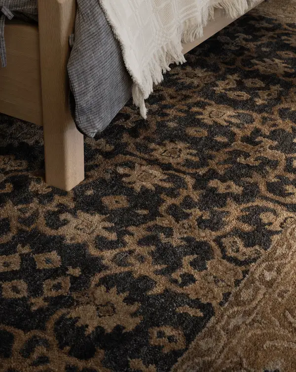 Traditional Hand Tufted Wool Area Rug