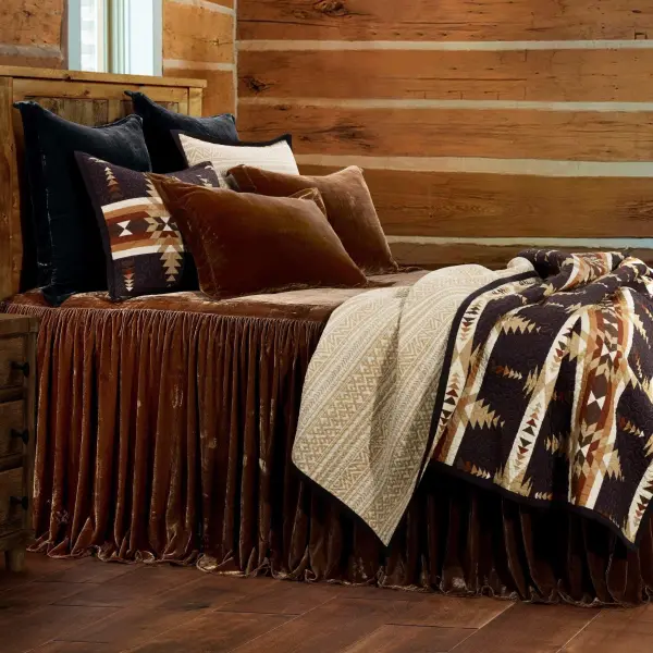 Classic Layered Reversible Quilted Quilt Set