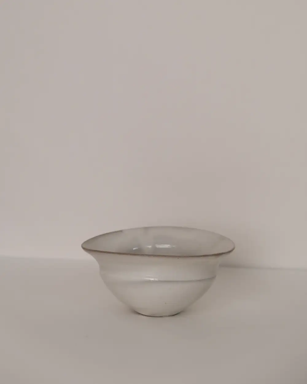 Basin-Shaped Small Bowl