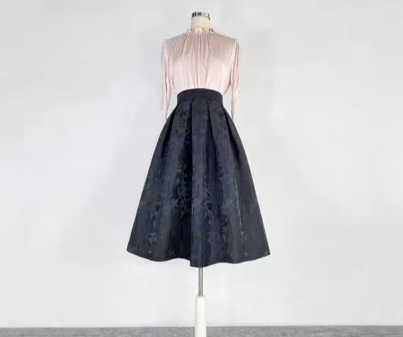 Graceful Clean Everyday Casual Skirt