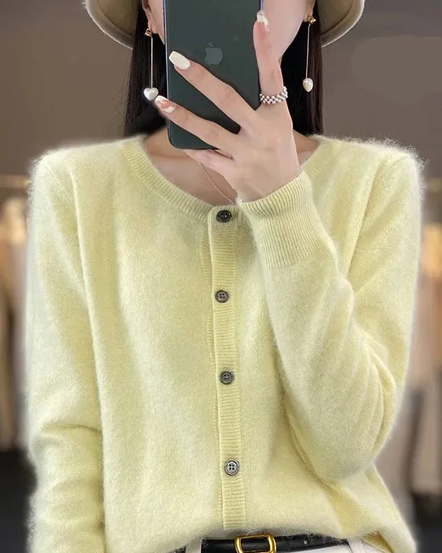 Classic Mink-Cashmere Cashmere Button-Front Crew-Neck Cardigan