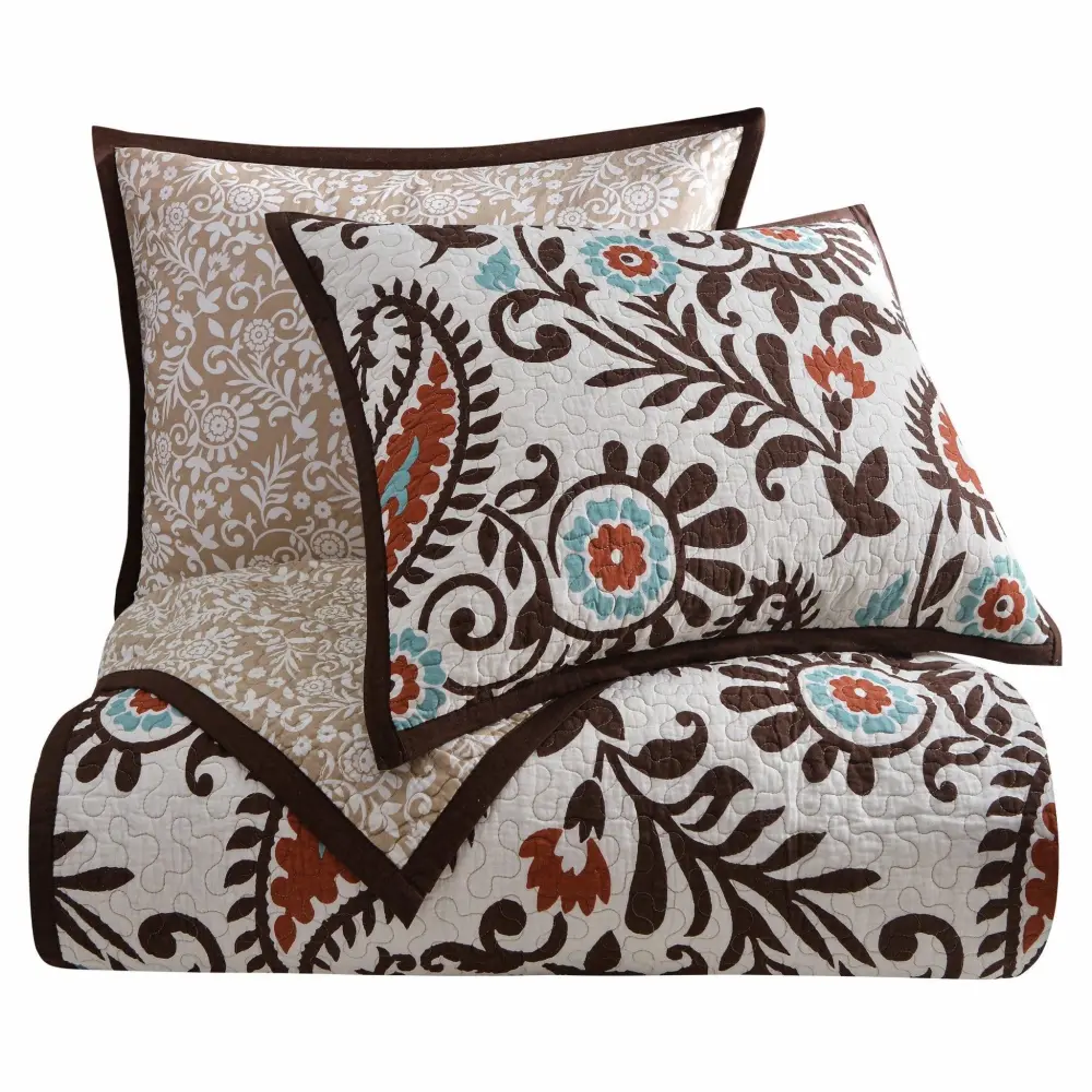 Classic Distinctive Reversible Quilted Quilt Set