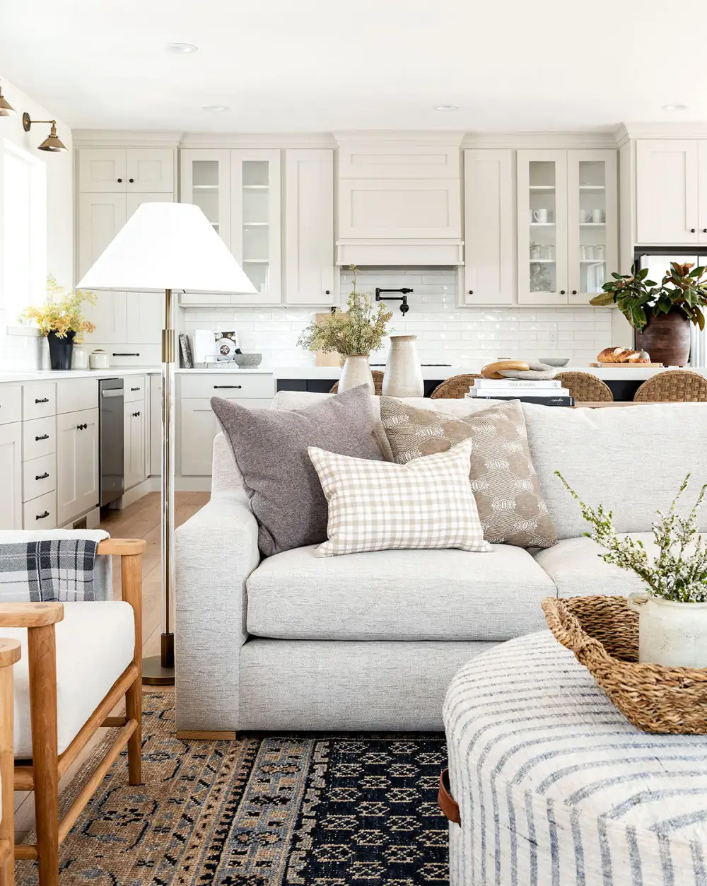 Refined Hand-Knotted Wool Area Rug