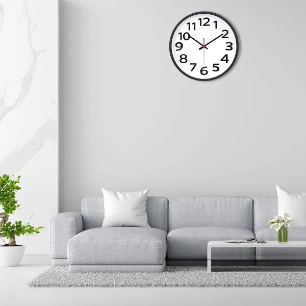 Round Simple Wall Clock