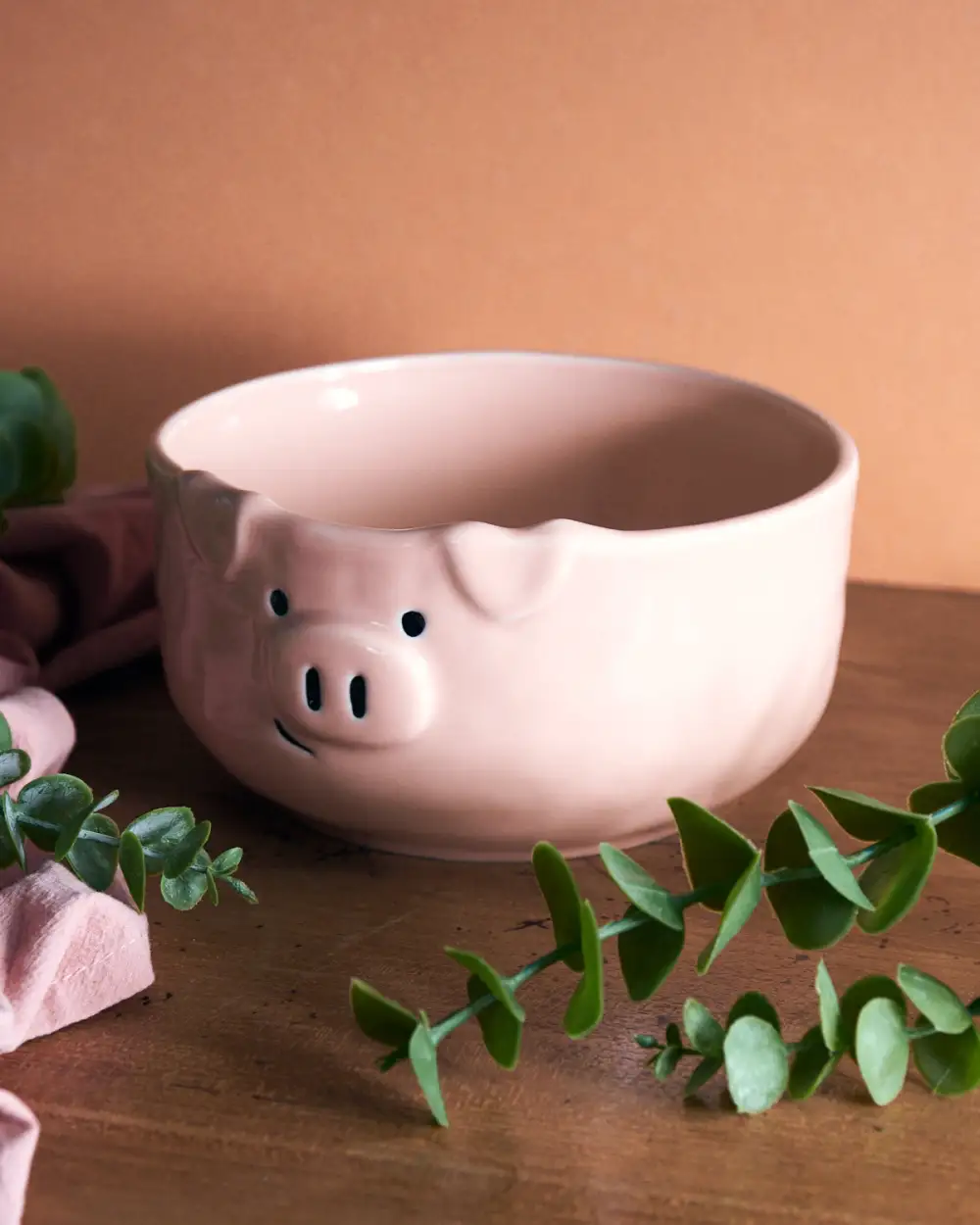Animal-Motif Ceramic Tableware Selection