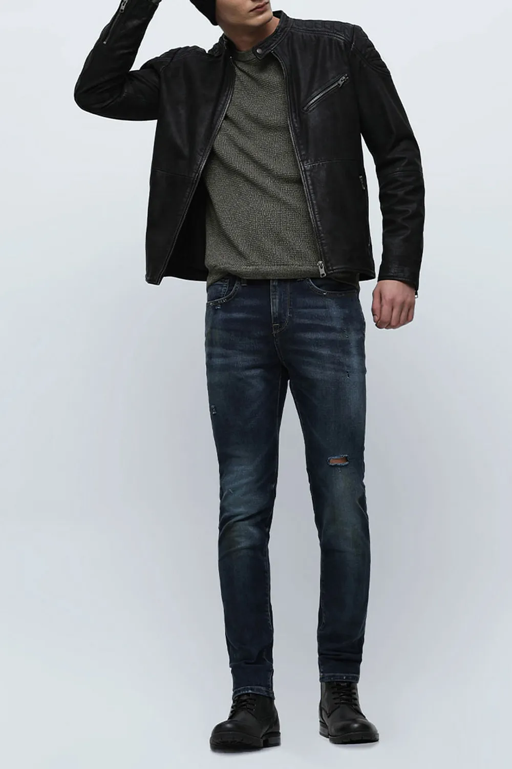 Mid Rise Fit JEANS