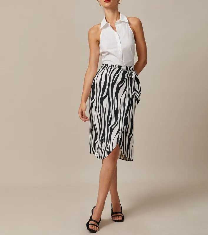 White Collared Button Up Sleeveless Shirt