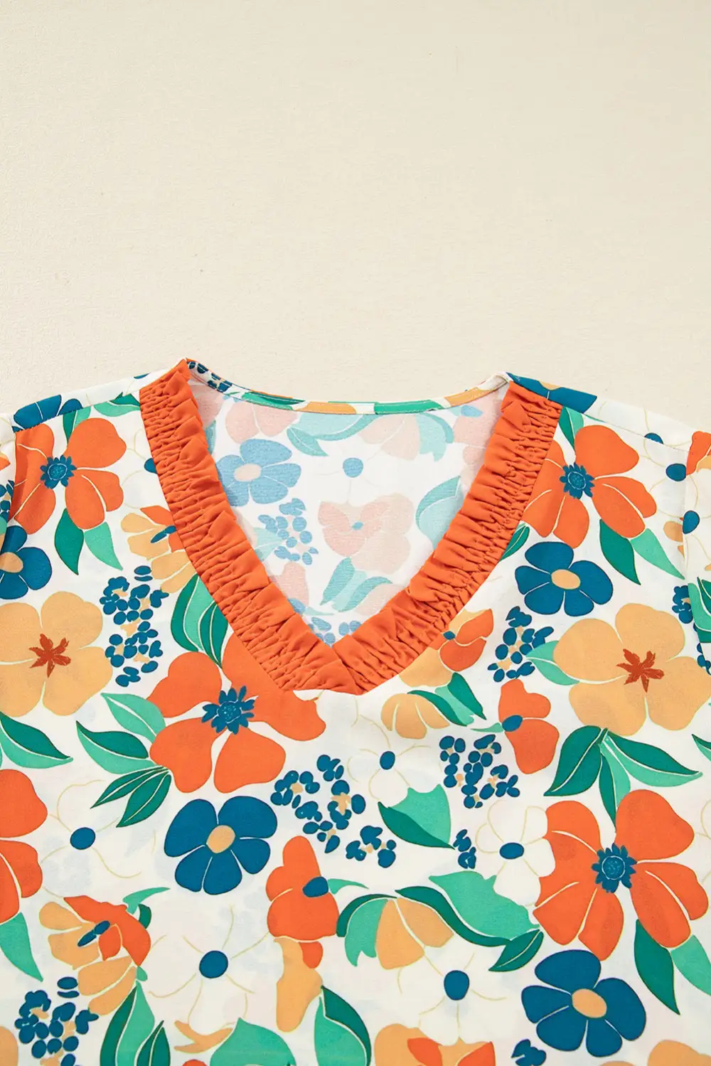 Everyday Floral V-Neck Blouse