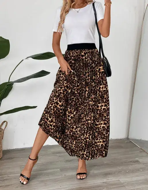 Classic Pleated Printed Skirt