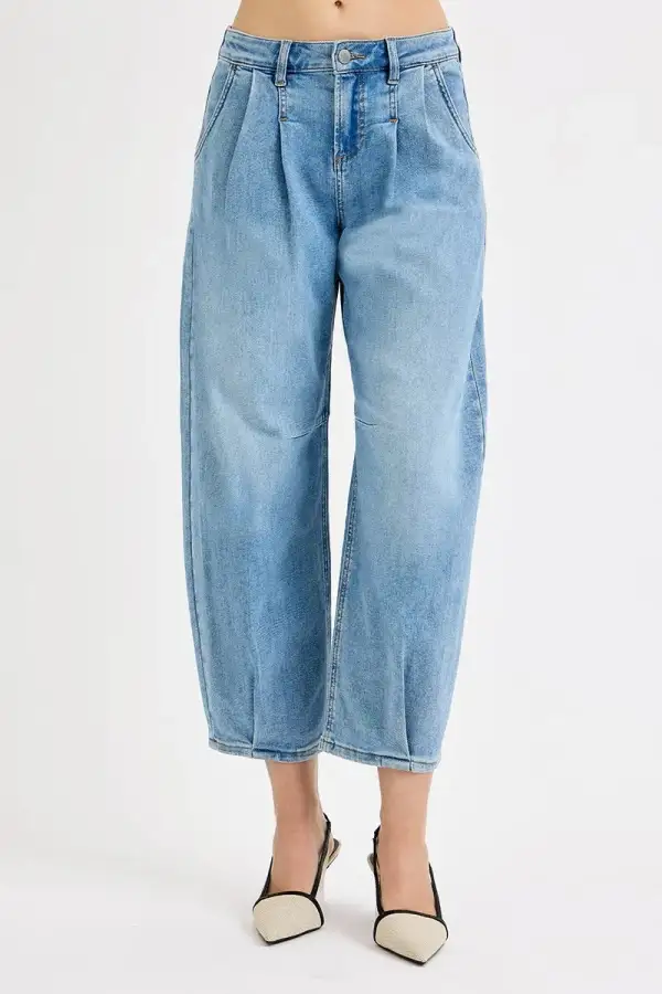 Modern Mid Rise Wide Leg Denim Jeans