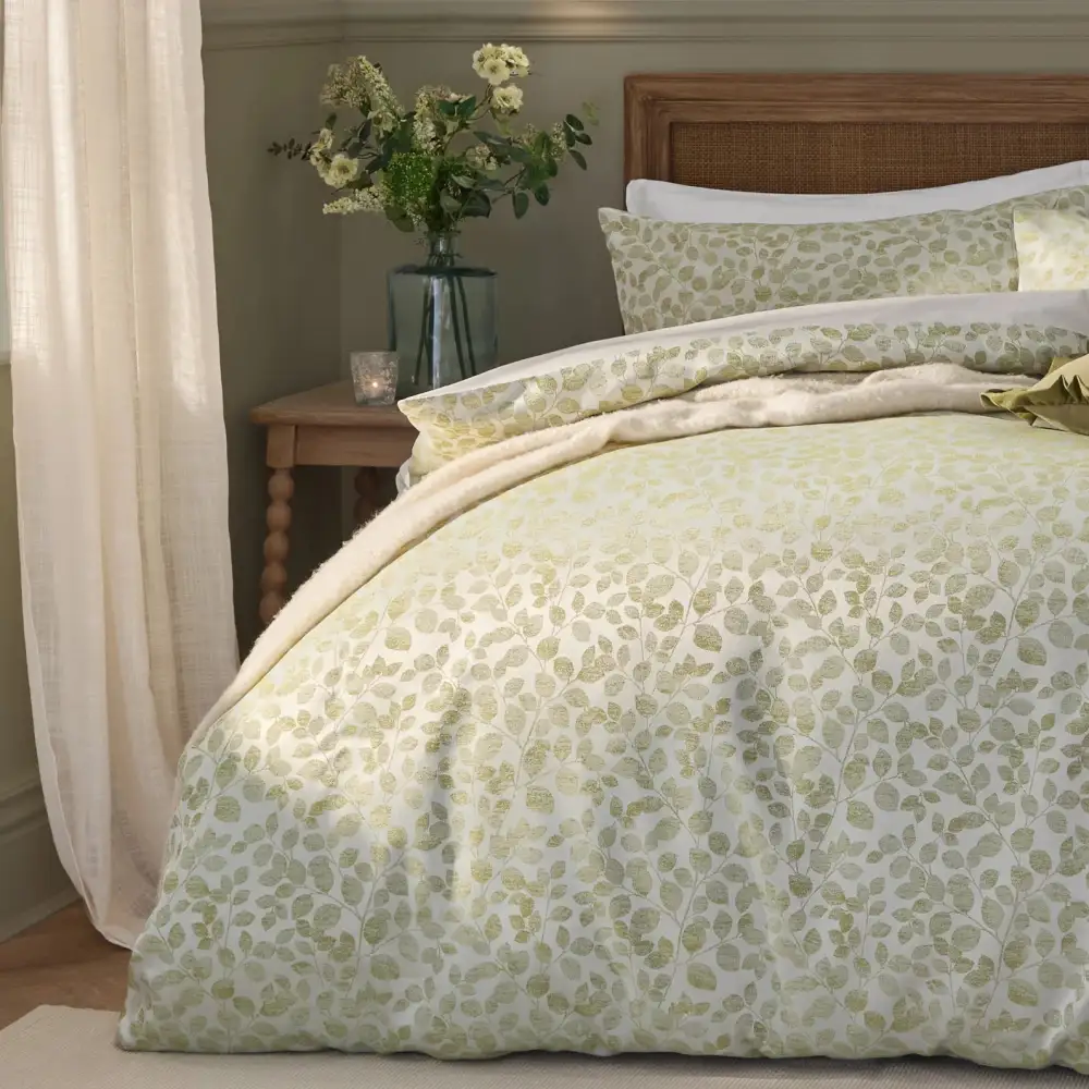 Modern Bedroom Reversible Leaf Satin Duvet Cover Set