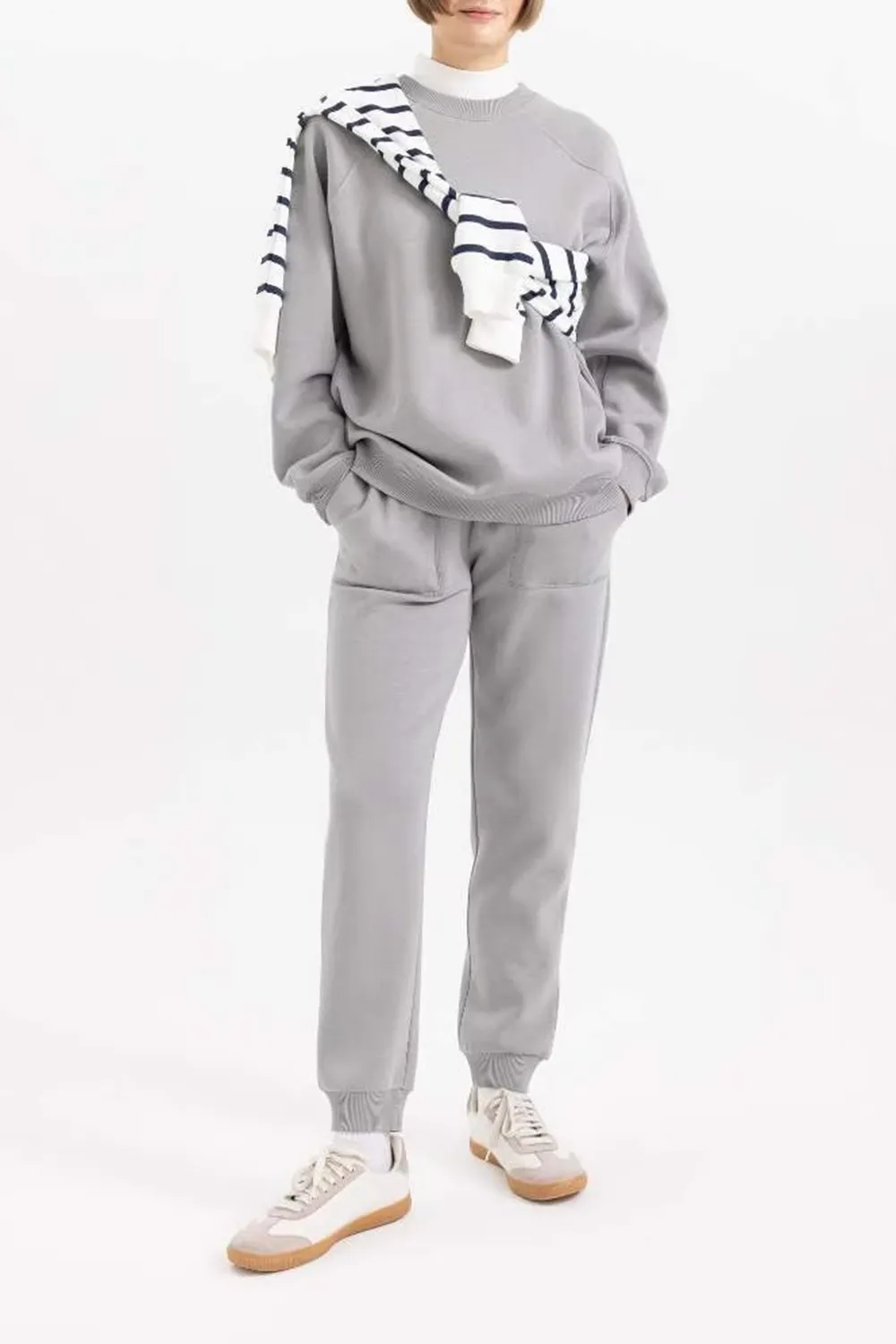 Slim Fit Solid Color Trousers