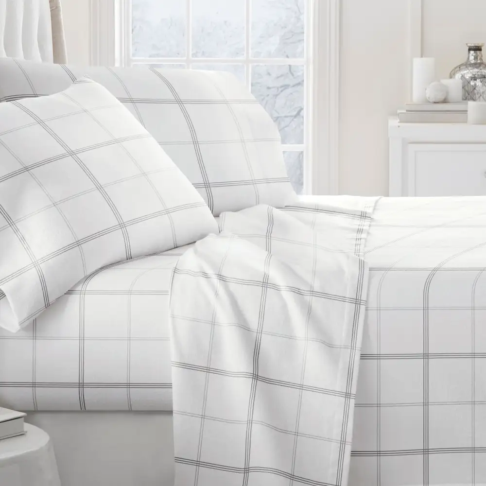 Checkered Flannel Sheet Set