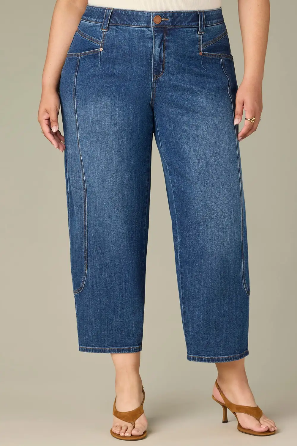 Plus Size High Rise V-Yoke Barrel Leg Jeans