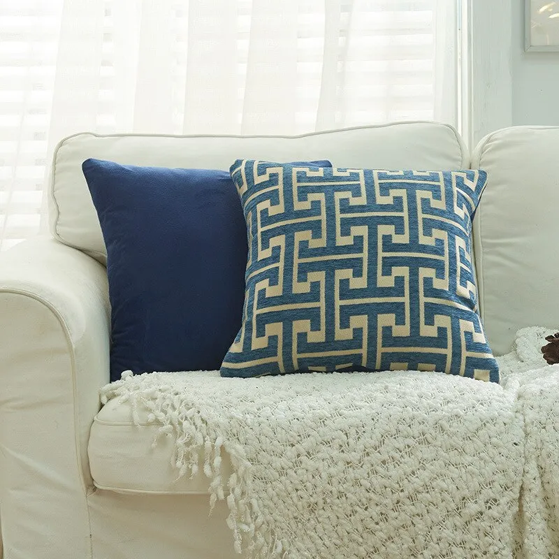 Refined Decorative Throw Blanket