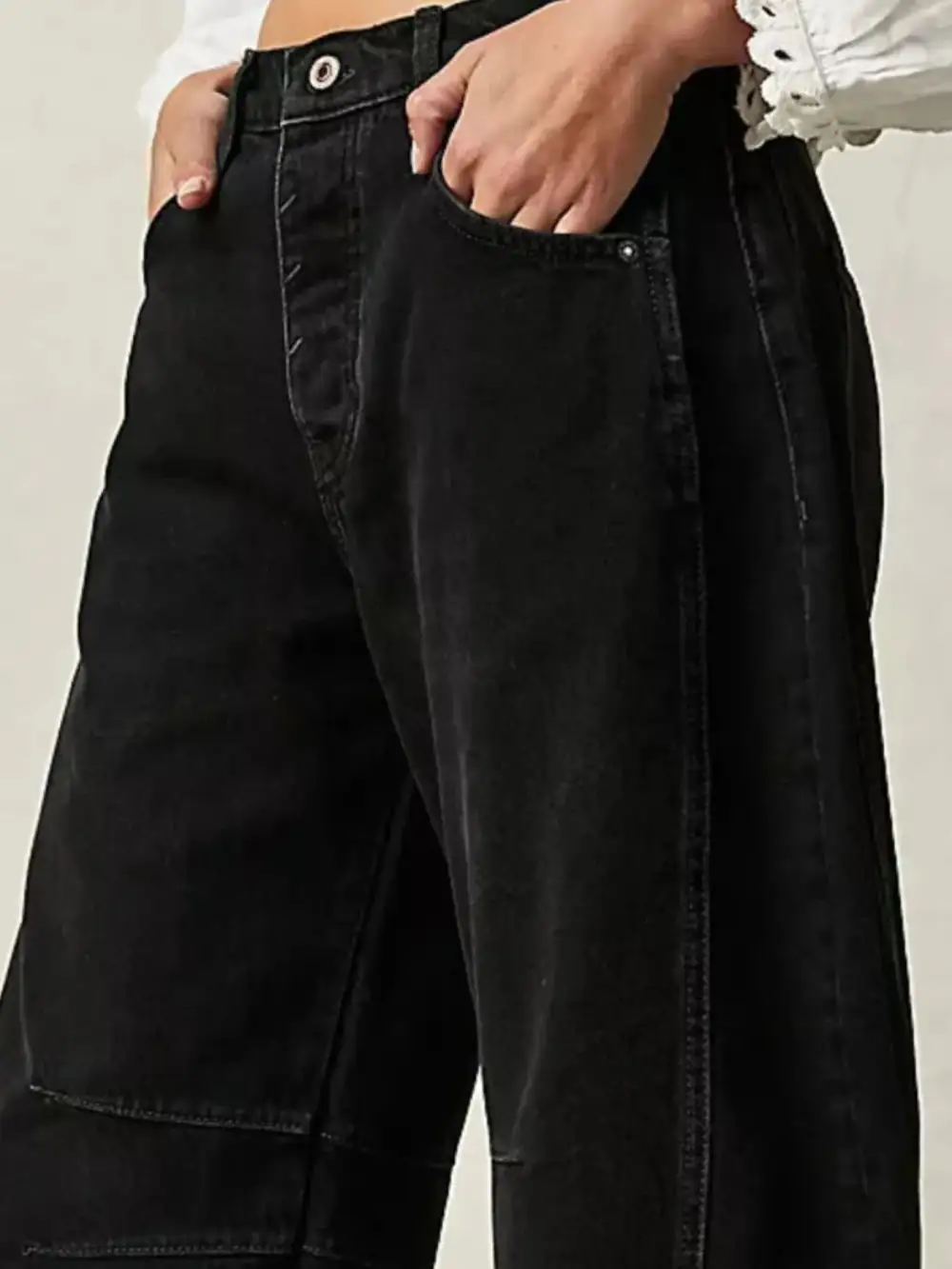 Clean Simple Trim Denim Jeans