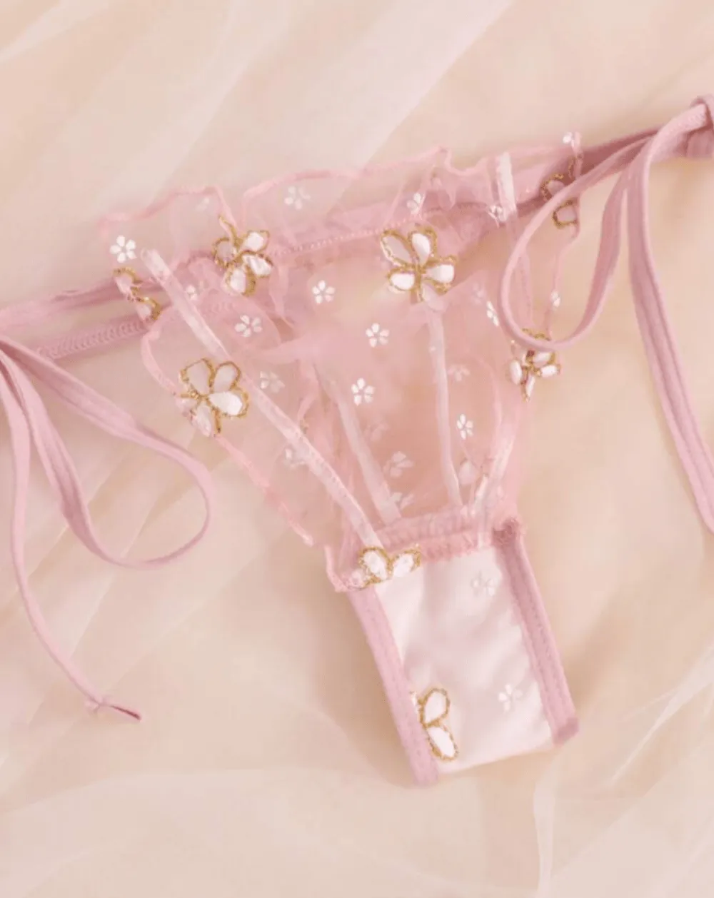 Daisy Ruffle Lingerie Set