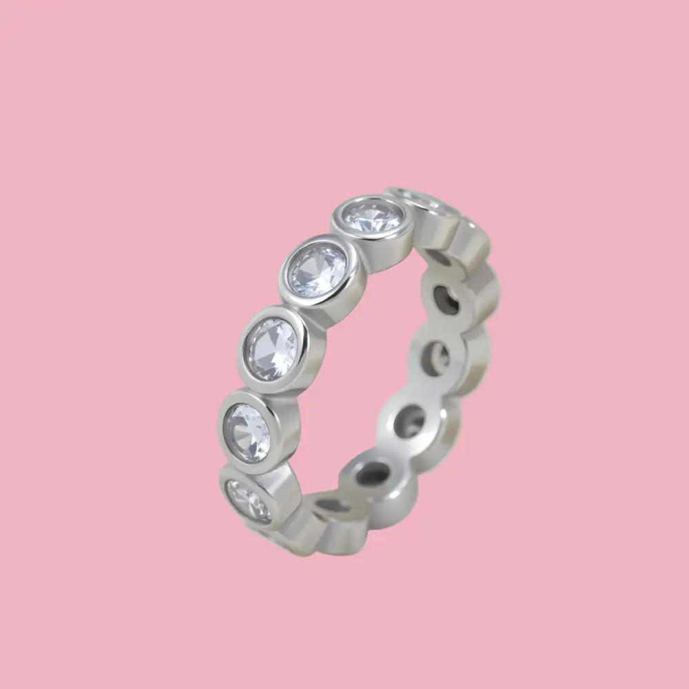 Classic Oval Ring