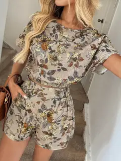 Pocketed Floral-Print Top and Shorts Matching Set