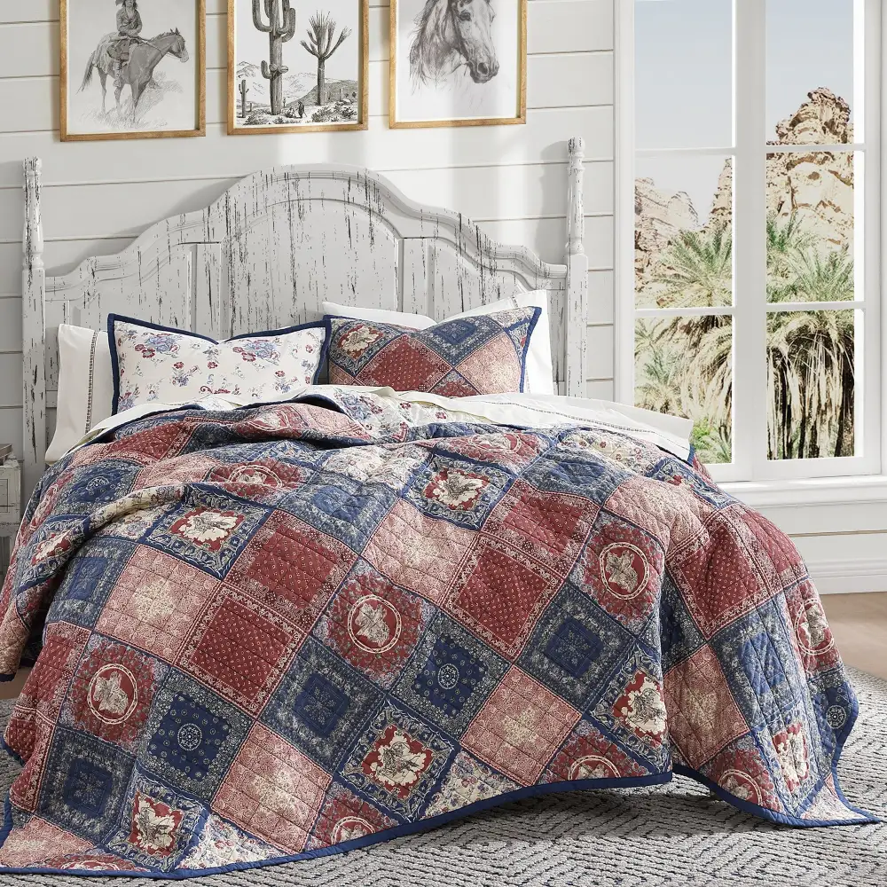 Reversible Patchwork Quilt Set