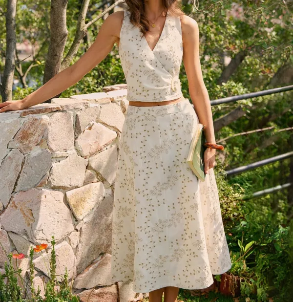 Beige Embroidery Midi Skirt