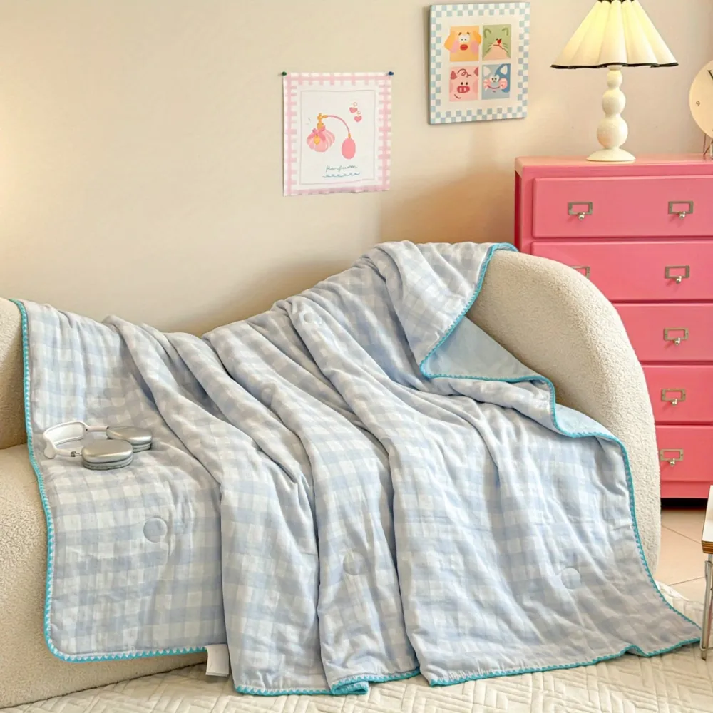 Lightweight Gingham Blanket